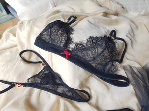 Milena black set with triangle bra